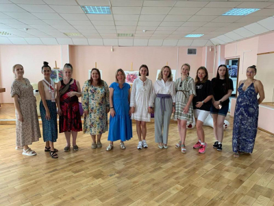 18 августа в Центре дополнительного образования "Контакт" Центрального района прошла школа осознанного родительства "Здоровая нация: защита жизни с момента зачатия"