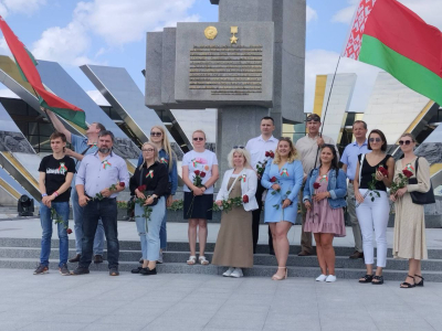 Память священна!