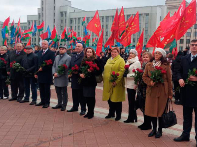 Октябрьской революции – 106 лет!