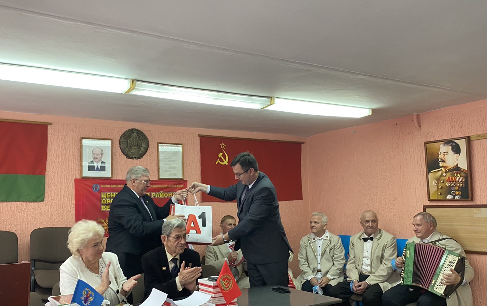 IMG 10d38aeec41a786e139c4add8e716c58 V