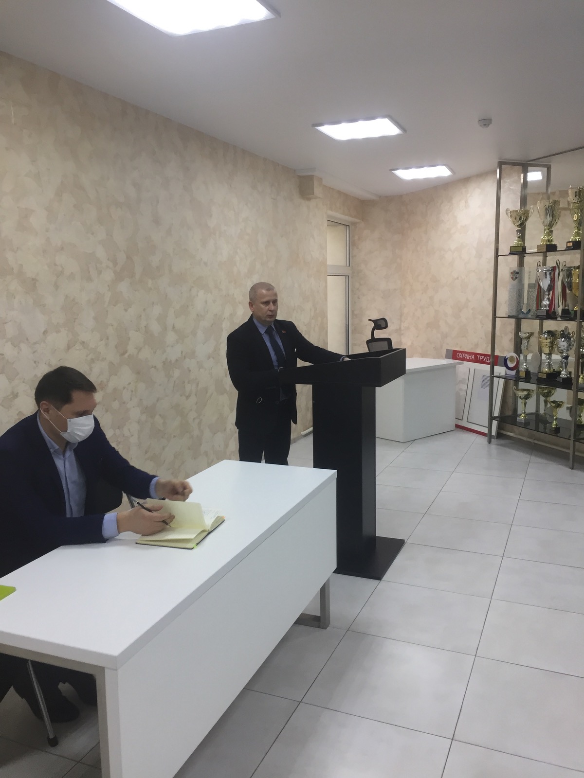 IMG baec002393200b3a884833a7576e5642 V