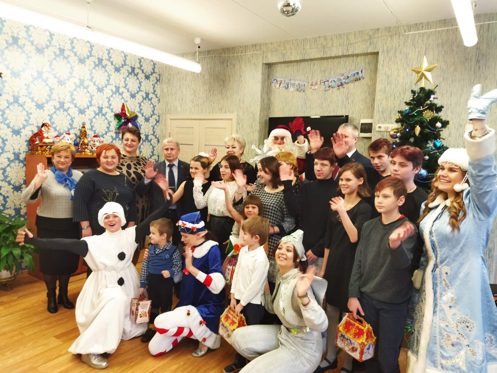 IMG cb6d0c05a130073c74144c58a7ac0612 V